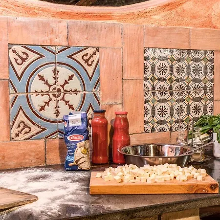 Marika - Private Heated Pool * ماسّا لوبْرينسِ